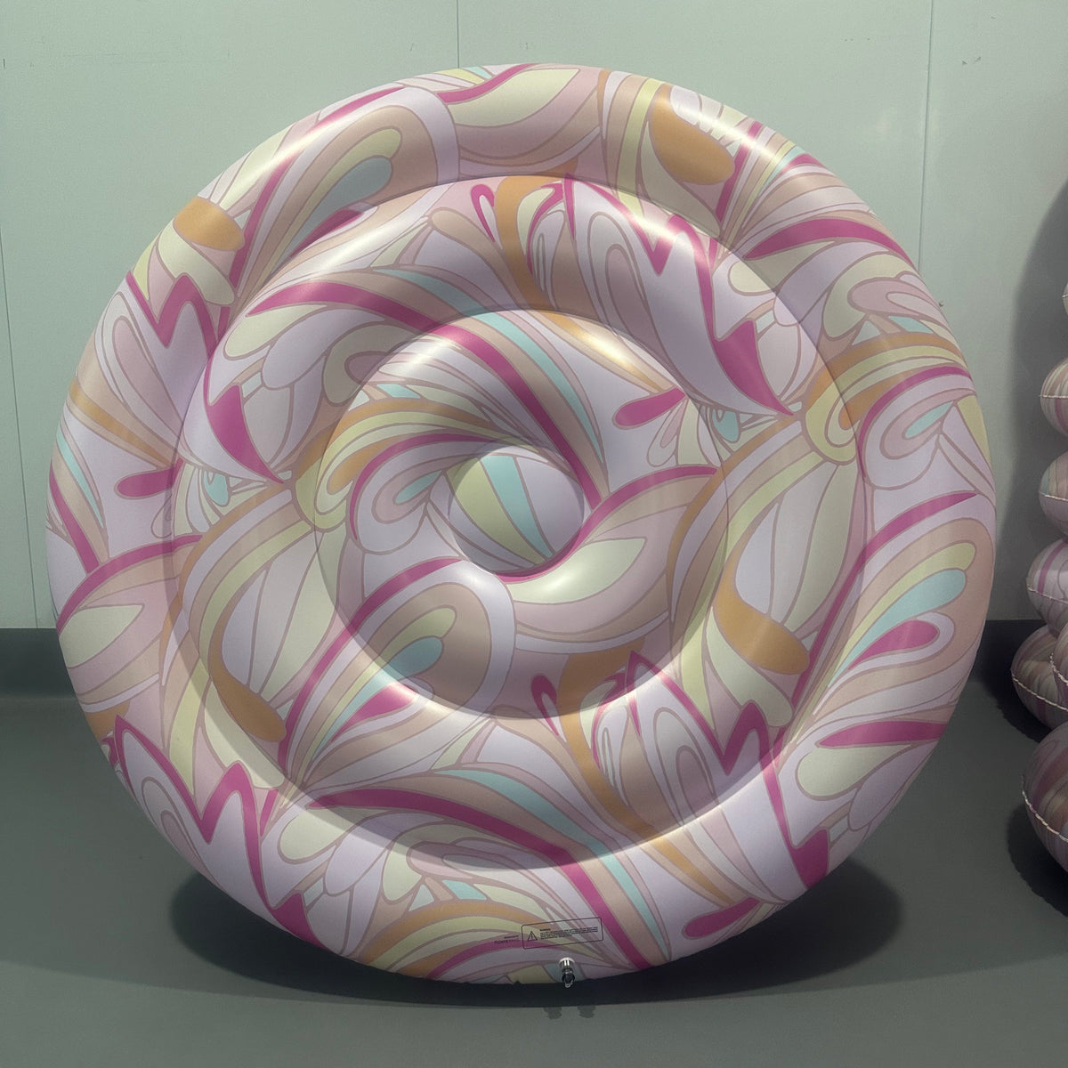 pink cutom inflatable round lounger
