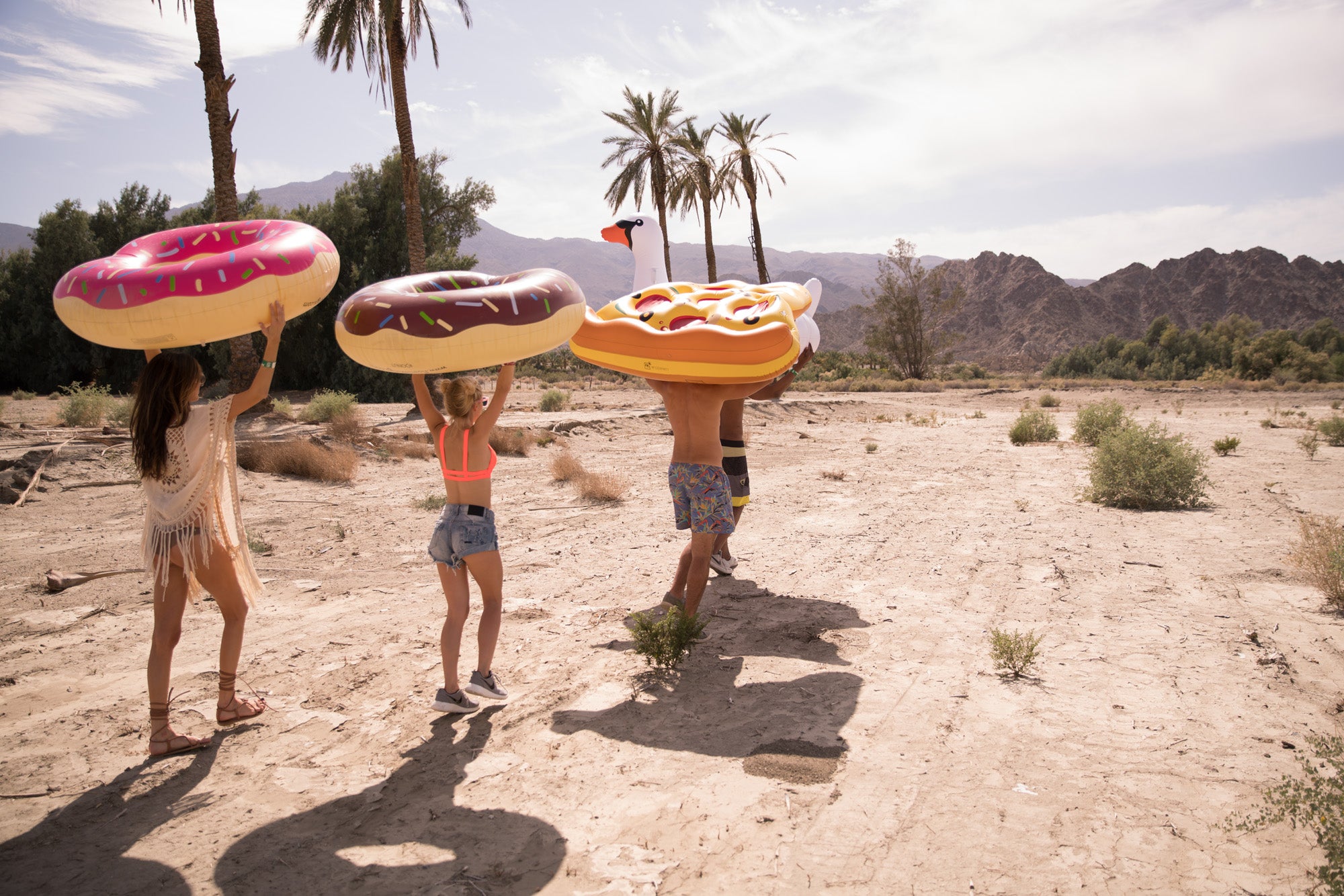 Blowing up store pool floats