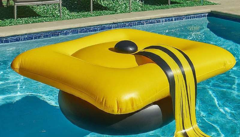 graduation cap pool float